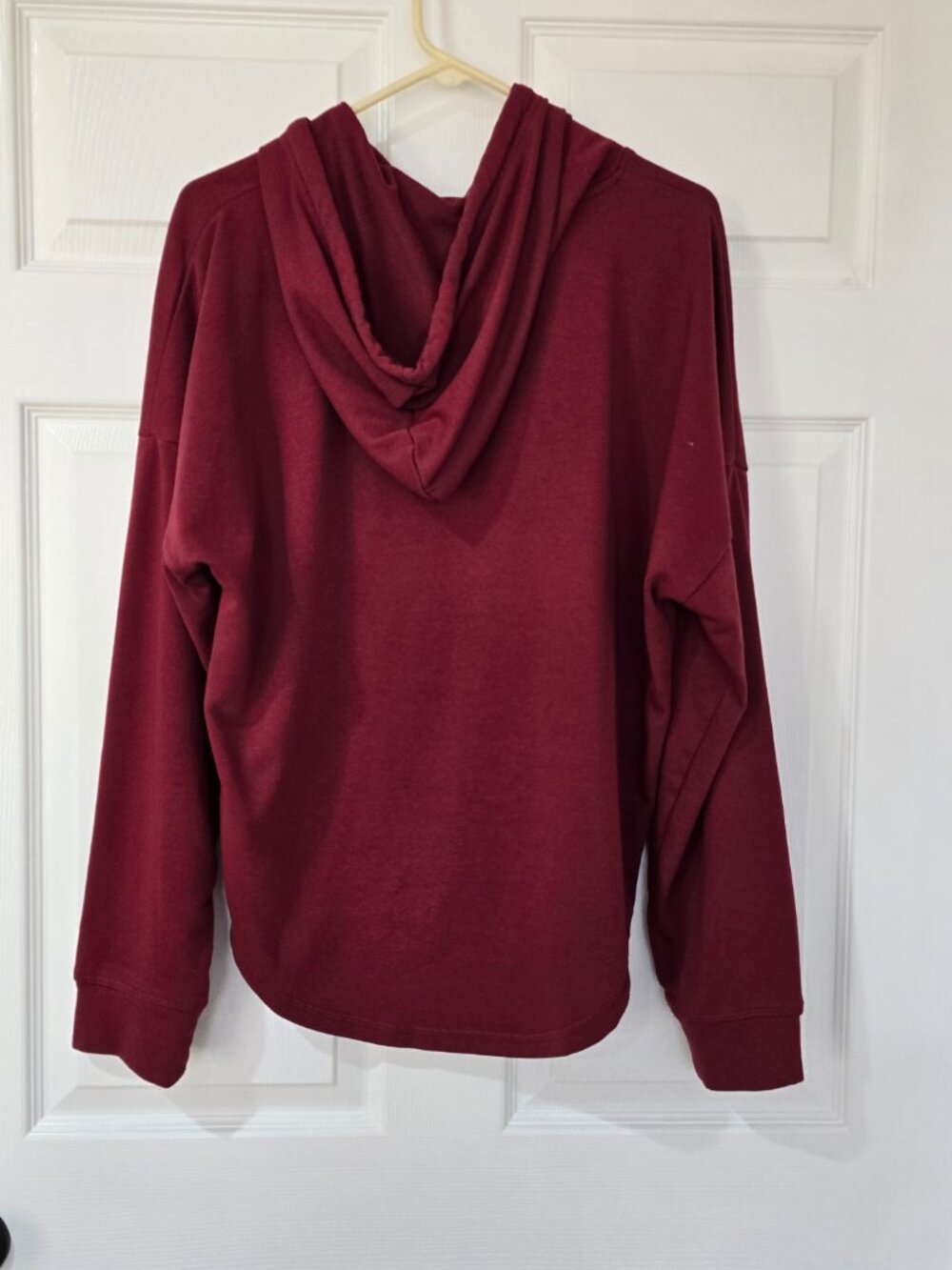 Virginia Tech Hokies Women's Captivating Lightweight Hoodie Curved Hem Maroon Lg - Picture 6 of 7
